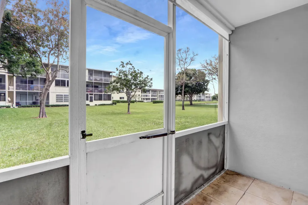 265 Preston G Way Boca Raton FL 33434