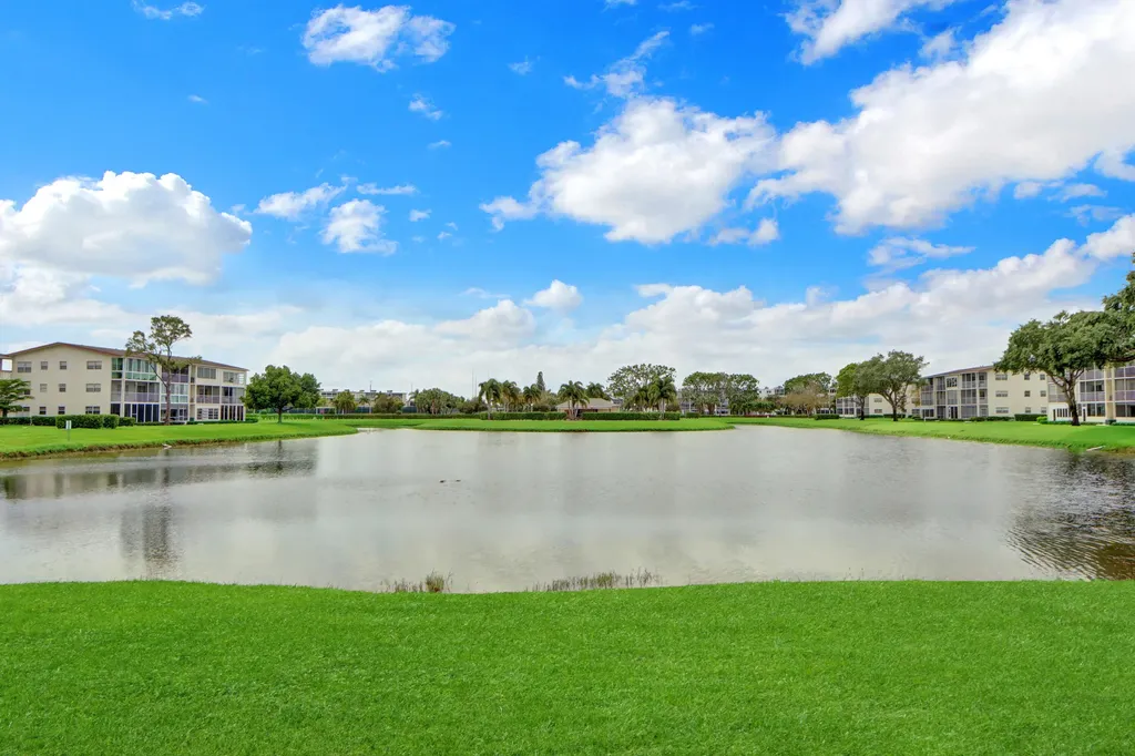 265 Preston G Way Boca Raton FL 33434
