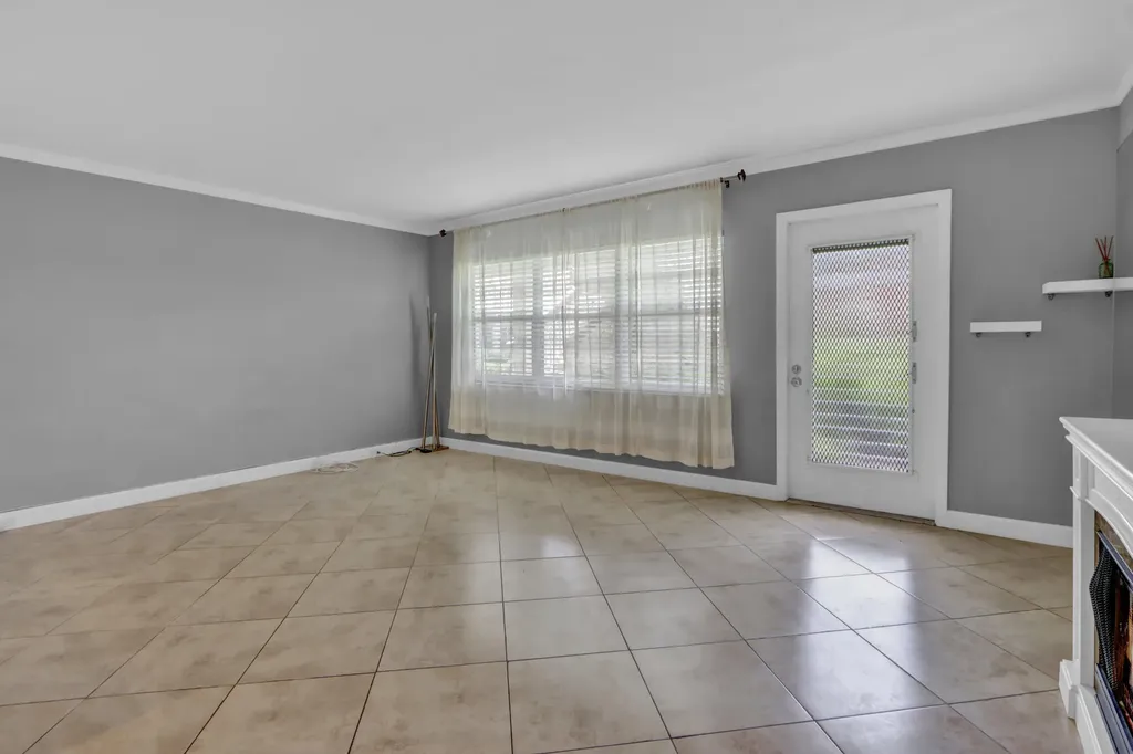 265 Preston G Way Boca Raton FL 33434