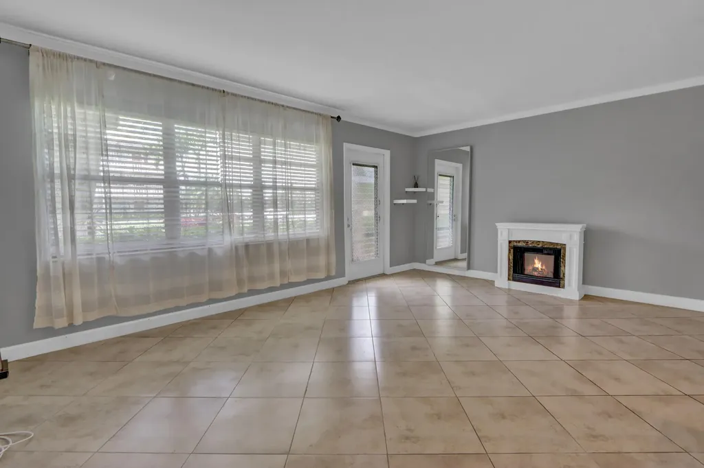 265 Preston G Way Boca Raton FL 33434