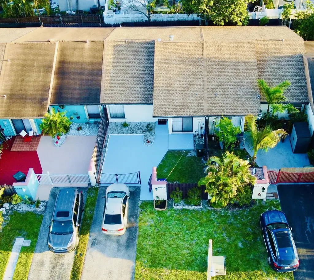 5624 Biscayne Drive Greenacres FL 33463