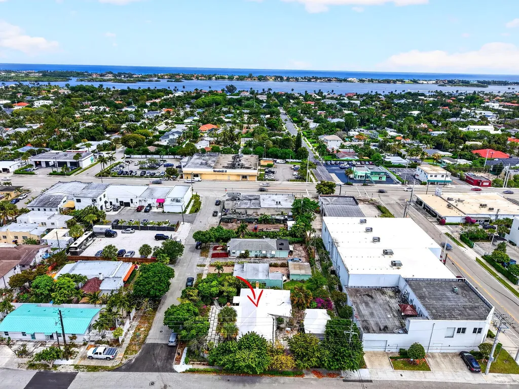 424 Oxford Street West Palm Beach FL 33405
