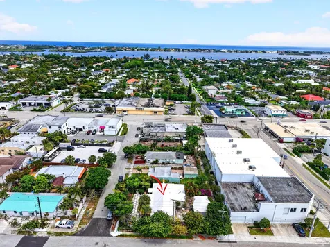 424 Oxford Street West Palm Beach FL 33405