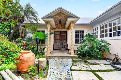 424 Oxford Street West Palm Beach FL 33405