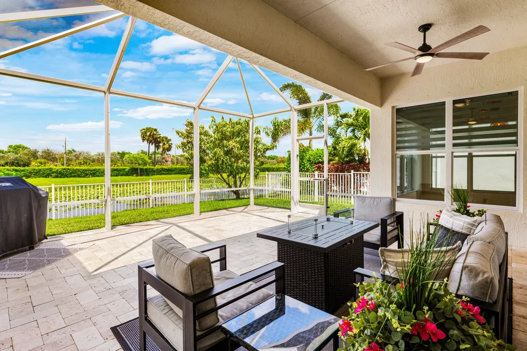 9009 New Hope Court Royal Palm Beach FL 33411