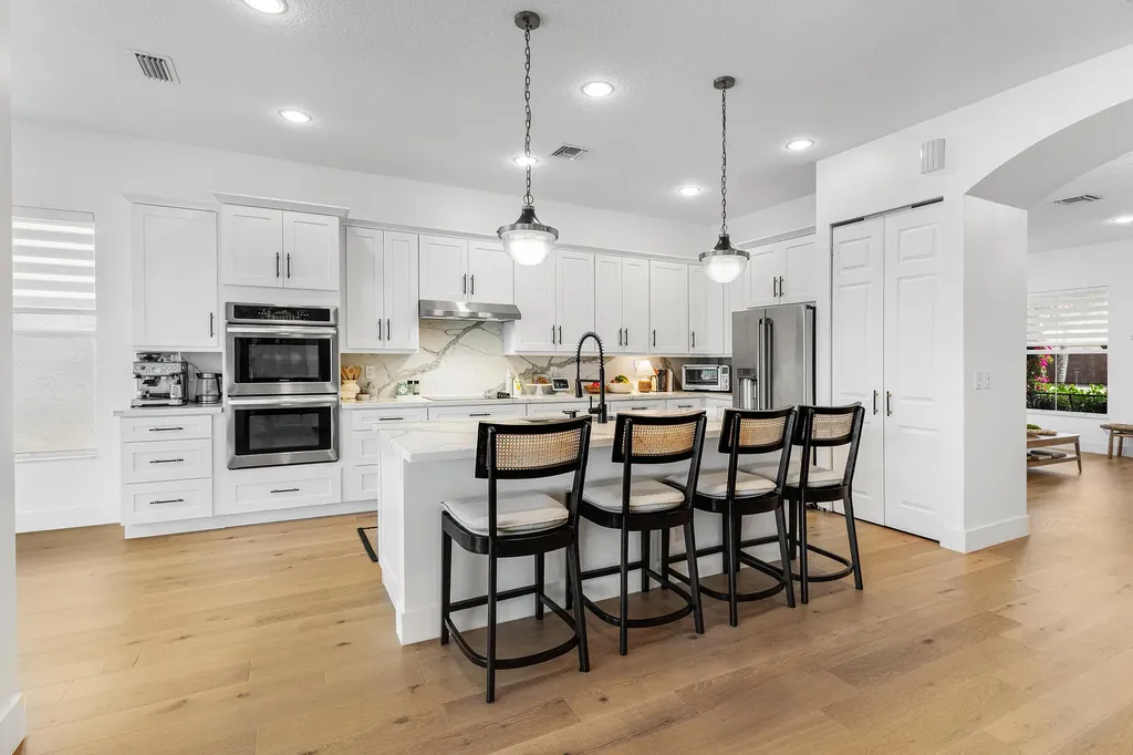 9009 New Hope Court Royal Palm Beach FL 33411