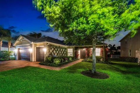 9009 New Hope Court Royal Palm Beach FL 33411