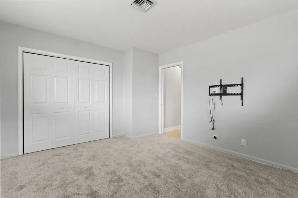 5281 SW 4th Court Plantation FL 33317