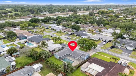 5281 SW 4th Court Plantation FL 33317