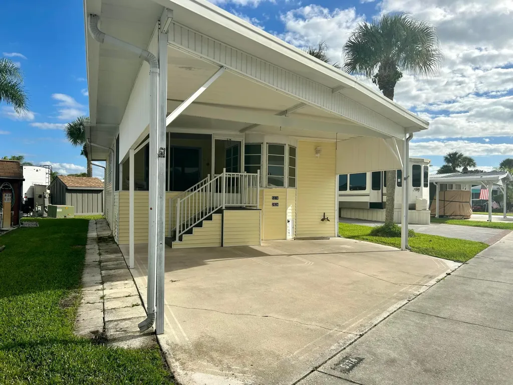 5374 SE 64th Avenue Okeechobee FL 34974