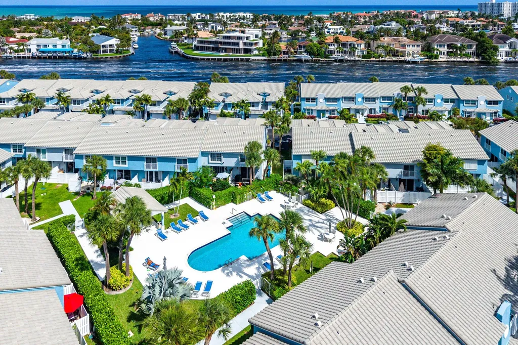 966 Jeffery Street Boca Raton FL 33487