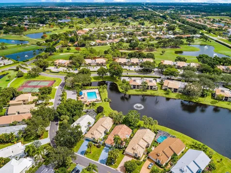 6866 Briarlake Circle Palm Beach Gardens FL 33418