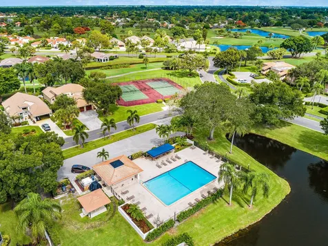 6866 Briarlake Circle Palm Beach Gardens FL 33418