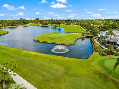 6866 Briarlake Circle Palm Beach Gardens FL 33418