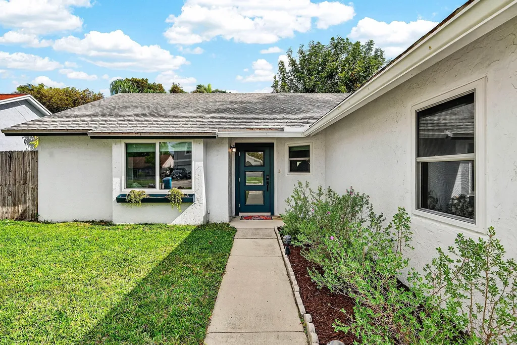 1713 Banyan Creek Court Boynton Beach FL 33436