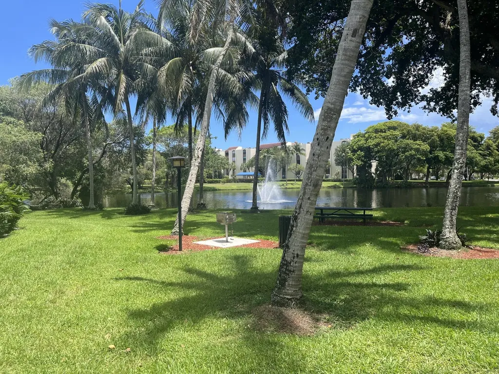 1915 Lavers Circle E Delray Beach FL 33444