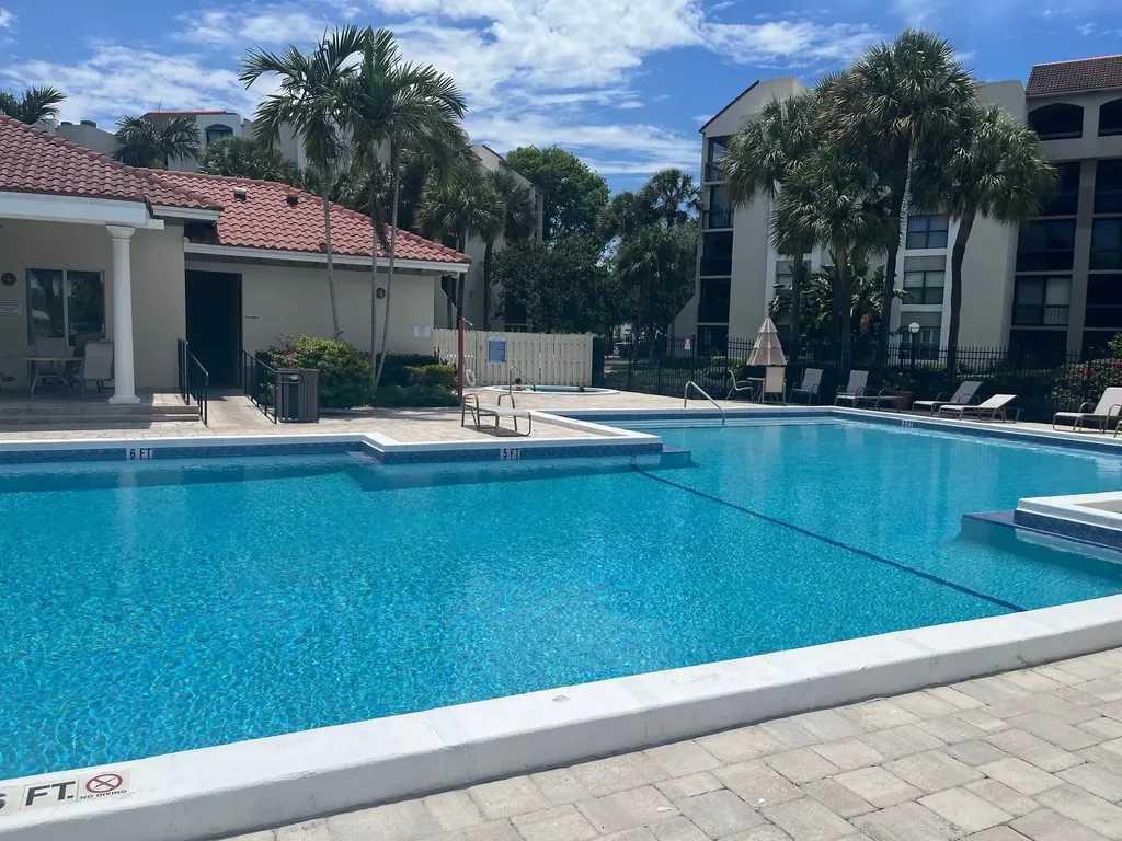 1915 Lavers Circle E Delray Beach FL 33444