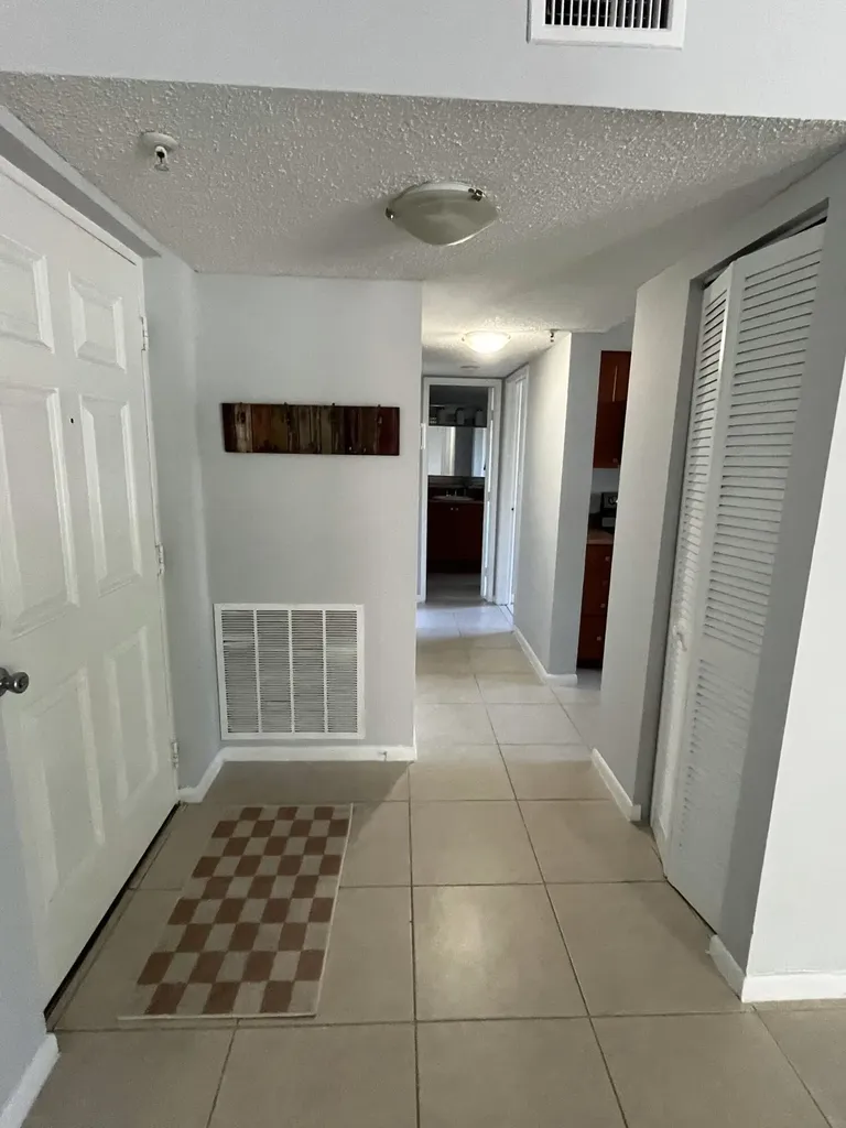 1915 Lavers Circle E Delray Beach FL 33444