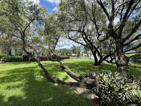 1915 Lavers Circle E Delray Beach FL 33444