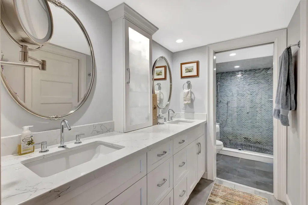 16910 Bay Street E Jupiter FL 33477