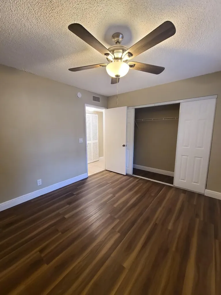 1601 Windorah Way West Palm Beach FL 33411