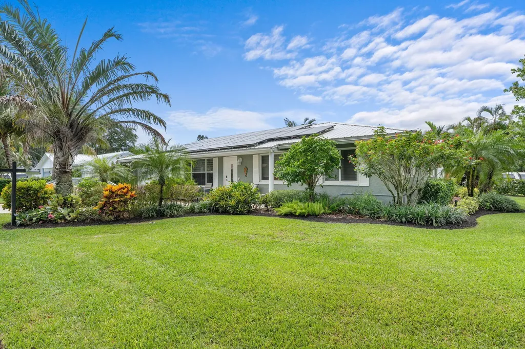 2529 NW 32nd Street Boca Raton FL 33434