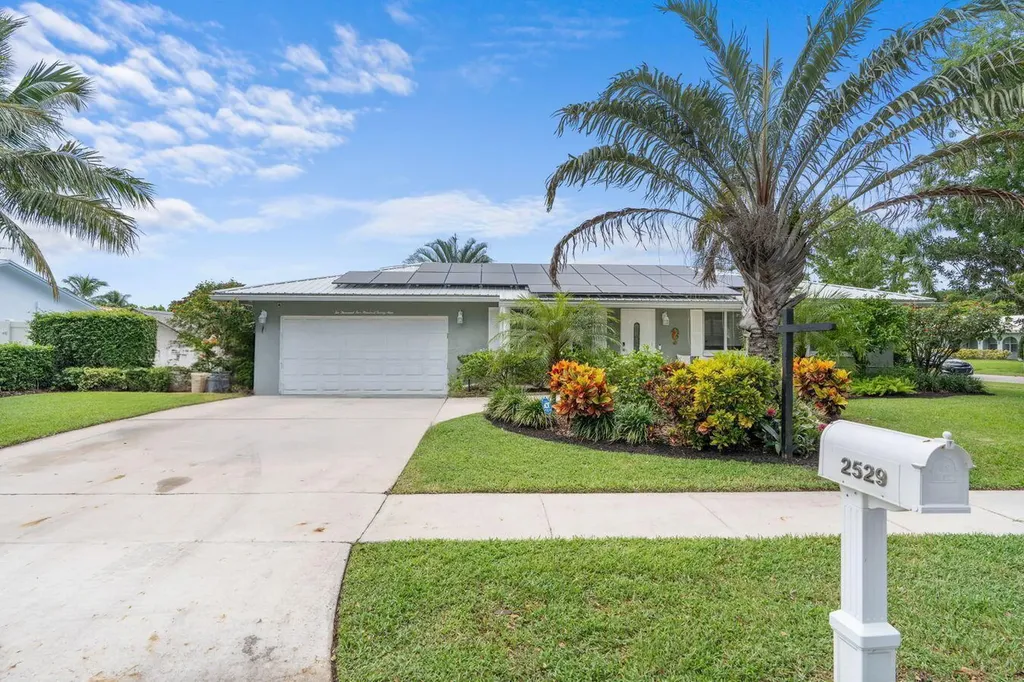 2529 NW 32nd Street Boca Raton FL 33434