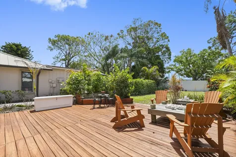 3922 SE Fairway W Stuart FL 34997