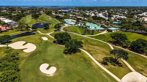 3922 SE Fairway W Stuart FL 34997