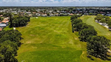 3922 SE Fairway W Stuart FL 34997