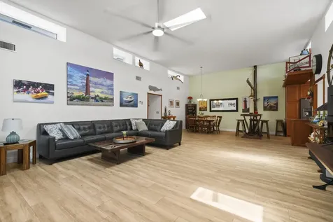 3922 SE Fairway W Stuart FL 34997