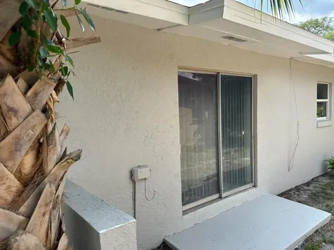 115 Maple Avenue Fort Pierce FL 34982