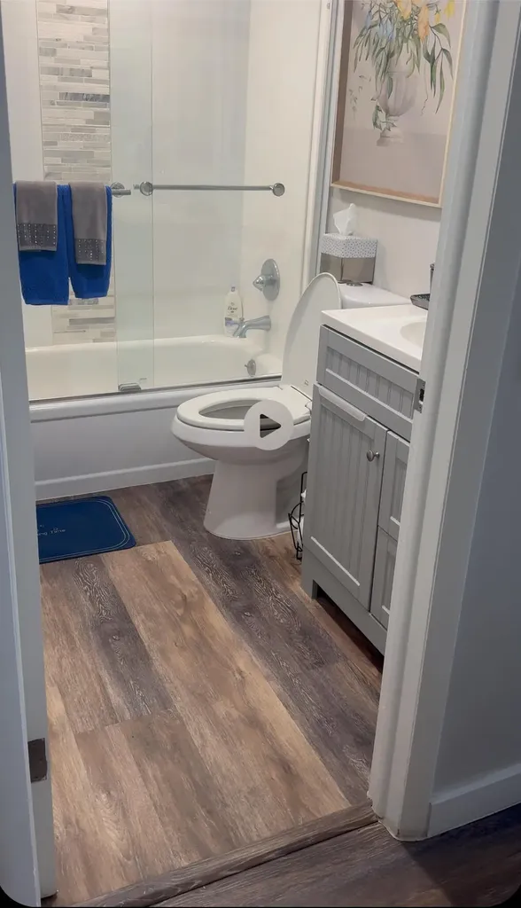 390 Saxony Delray Beach FL 33446
