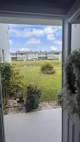 390 Saxony Delray Beach FL 33446