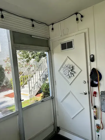 390 Saxony Delray Beach FL 33446
