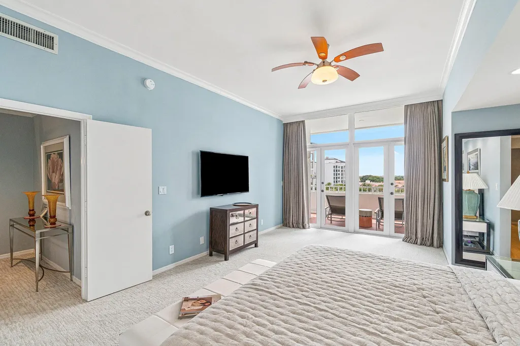 300 SE 5th Avenue Boca Raton FL 33432