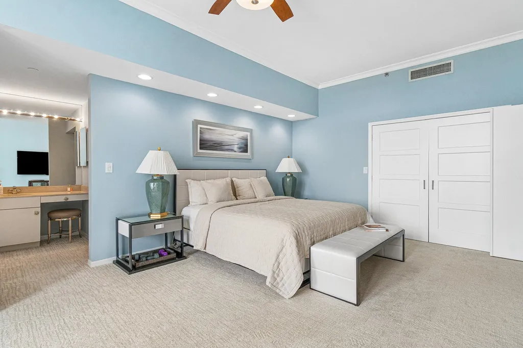 300 SE 5th Avenue Boca Raton FL 33432