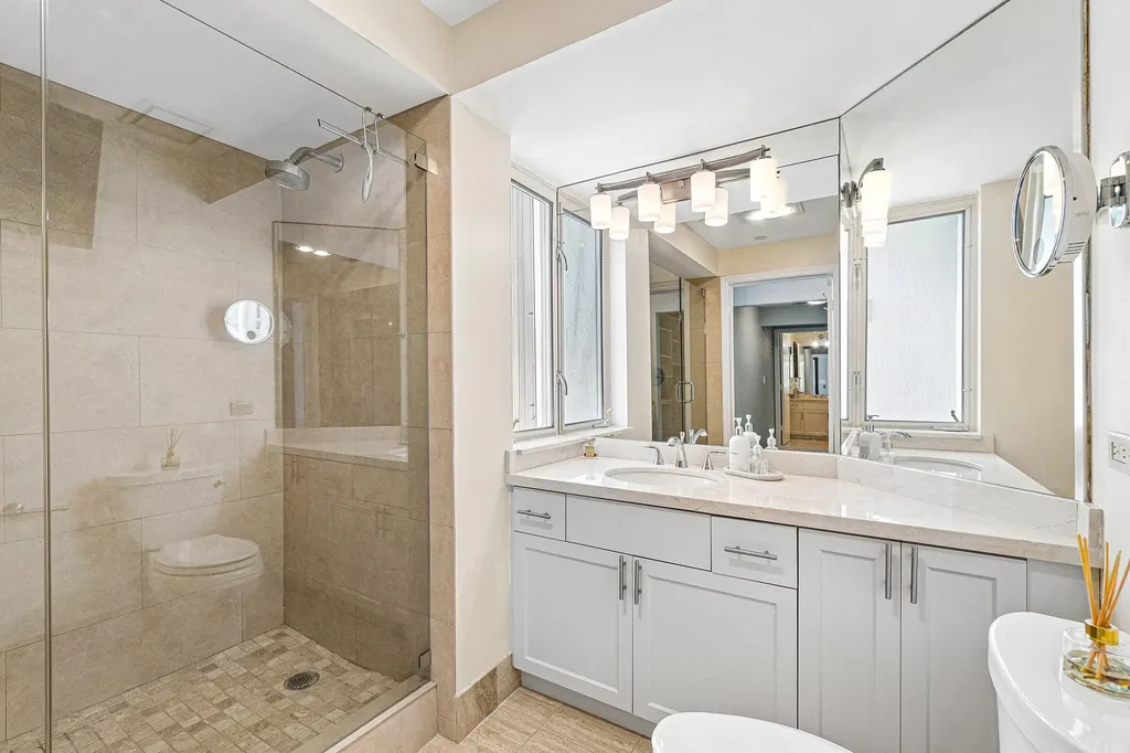300 SE 5th Avenue Boca Raton FL 33432