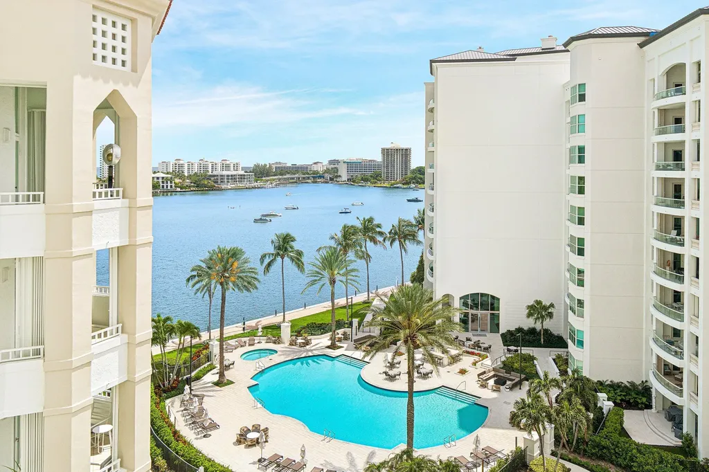 300 SE 5th Avenue Boca Raton FL 33432