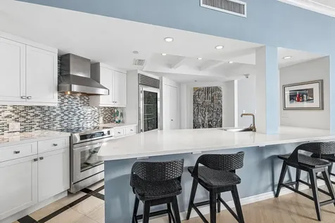 300 SE 5th Avenue Boca Raton FL 33432
