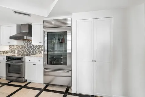 300 SE 5th Avenue Boca Raton FL 33432