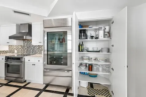 300 SE 5th Avenue Boca Raton FL 33432