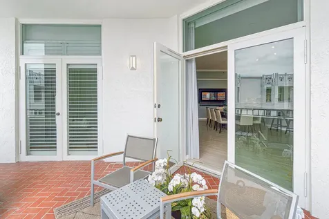 300 SE 5th Avenue Boca Raton FL 33432