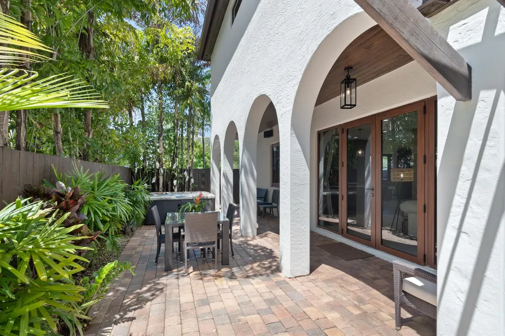 1312 SE 2nd Court Fort Lauderdale FL 33301