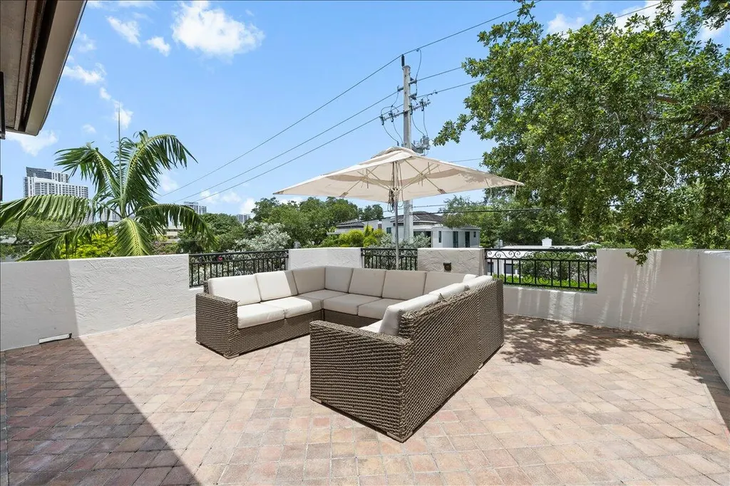 1312 SE 2nd Court Fort Lauderdale FL 33301