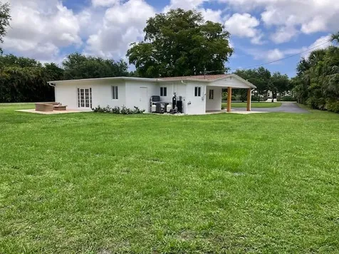 8781 N Virginia Avenue Palm Beach Gardens FL 33418