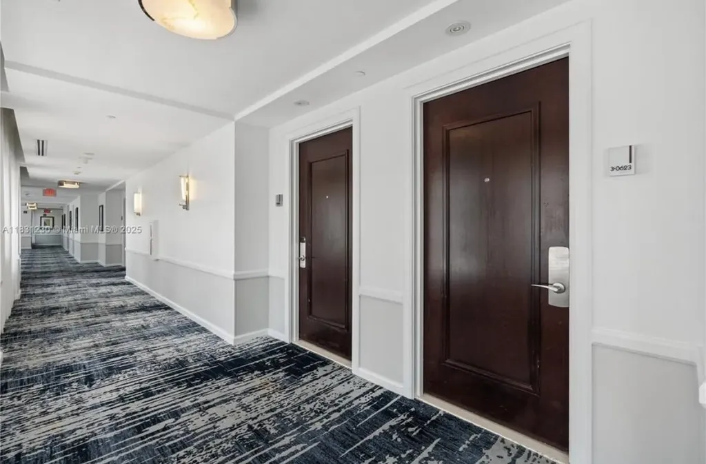 4391 Collins Avenue Miami Beach FL 33140