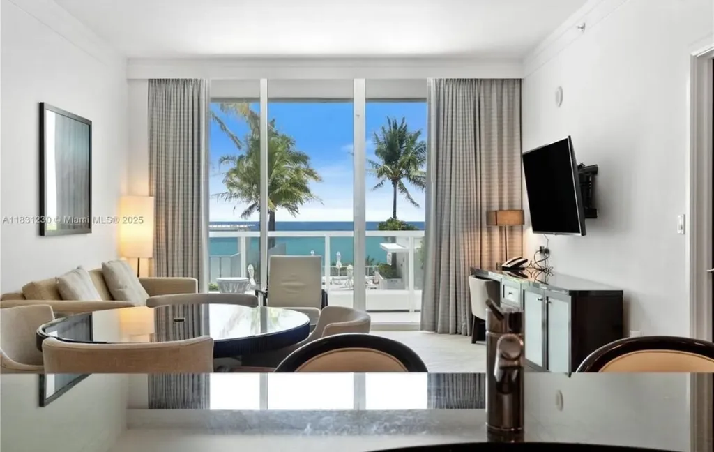4391 Collins Avenue Miami Beach FL 33140