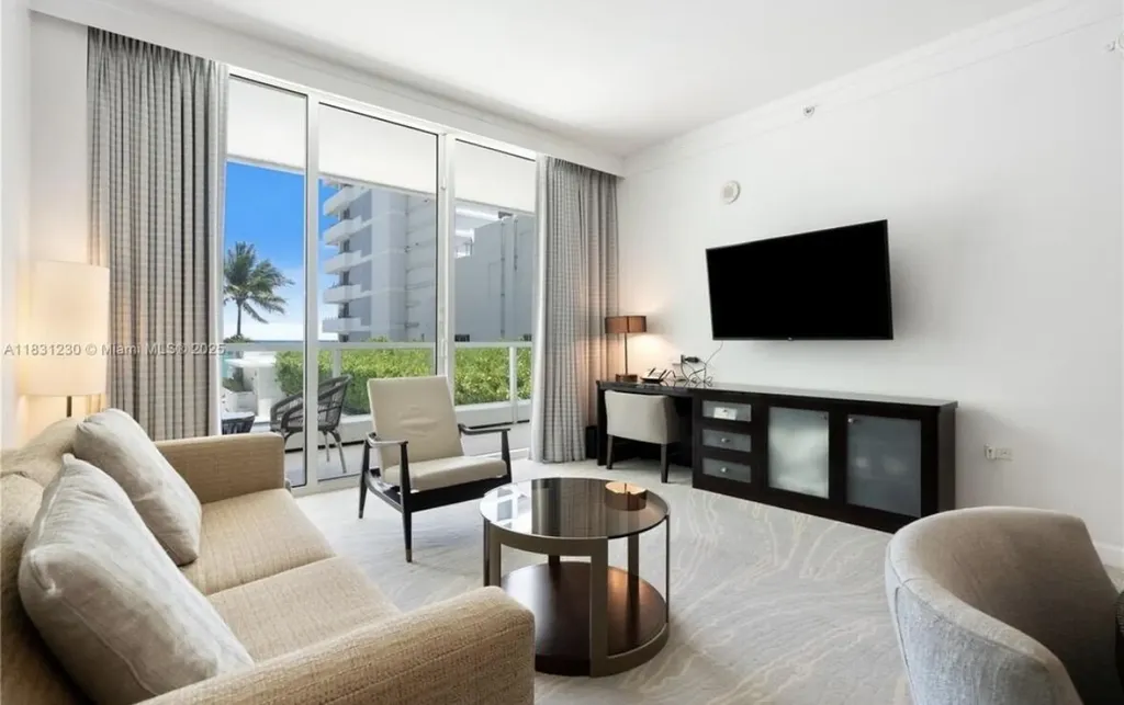 4391 Collins Avenue Miami Beach FL 33140