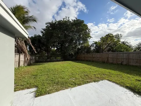 6884 SW 15th Street North Lauderdale FL 33068